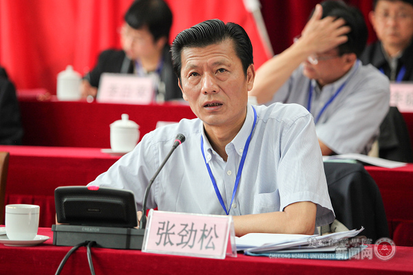 校党委书记张劲松作重要讲话